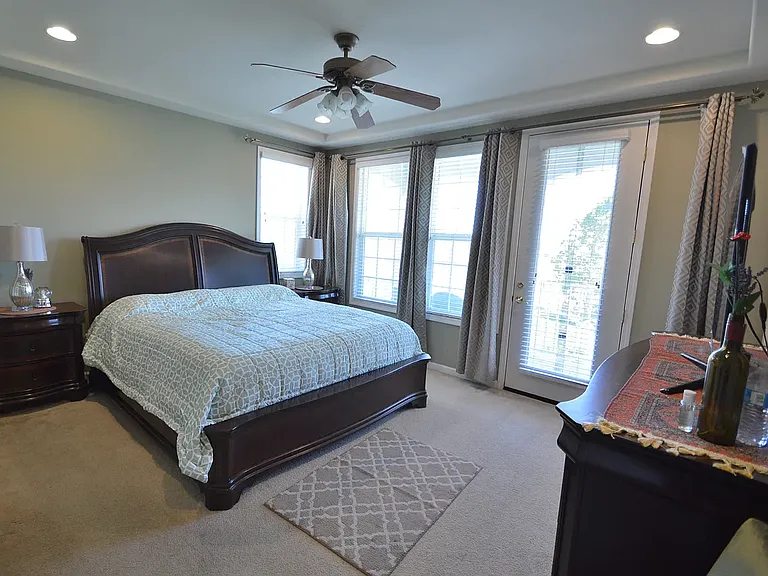 4444 Chancery Ln — Photo 9