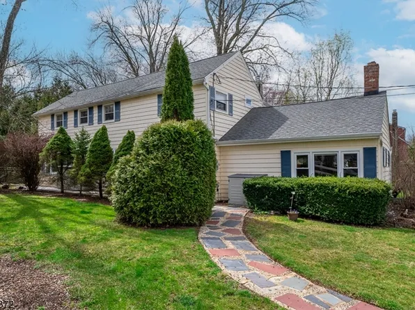 315 Essex St, Long Hill Twp., NJ 07980