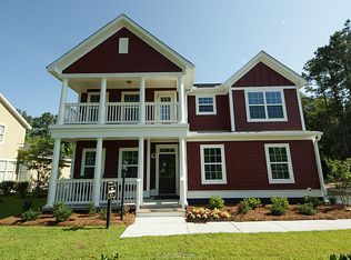 100 Red Leaf Blvd, Moncks Corner, SC 29461