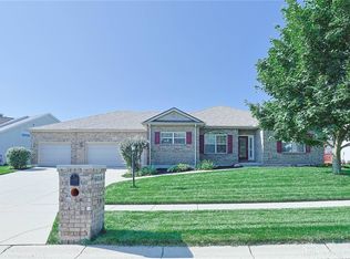 6016 Oak Ridge Dr, Dayton, OH 45424