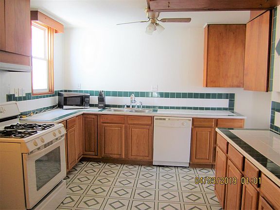 Spacious Kitchen