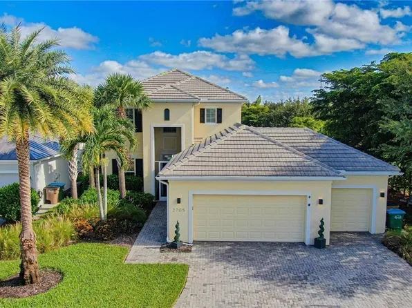 2705 Lambay Ct, Cape Coral, FL 33991