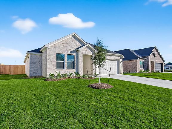 3rd image of 2115 Spring Hollow Dr