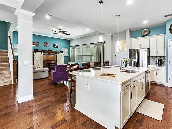 5th image of 953 Pawley Way