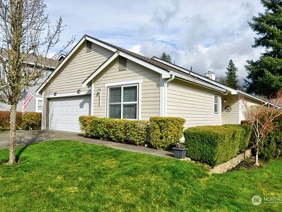 2nd image of 4508 Waterford Lane SE