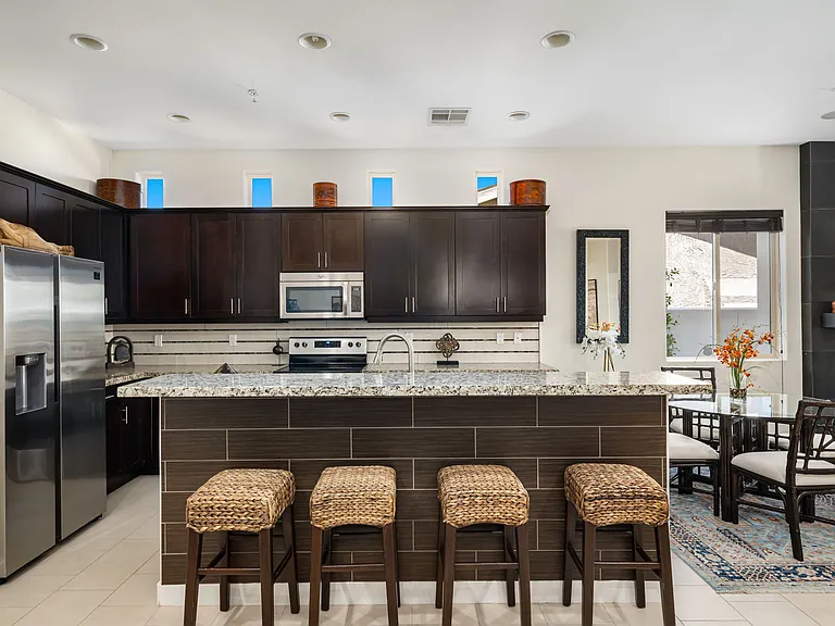 53385 Avenida Mendoza — Photo 10
