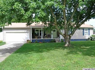 106 Sanders Rd, Hazel Green, AL 35750