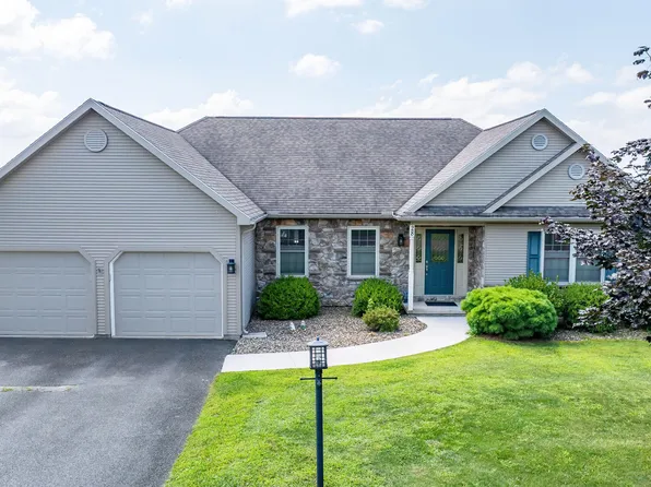 28 Penny Ln, Danville, PA 17821