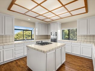 27220 Carrington Cir, Los Altos Hills, CA 94022