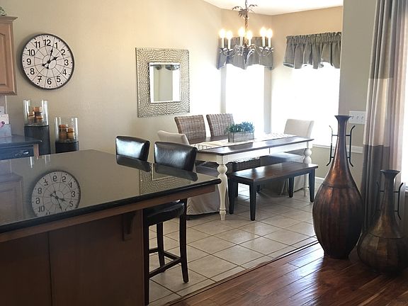 4th image of 3058 Plum Ln
