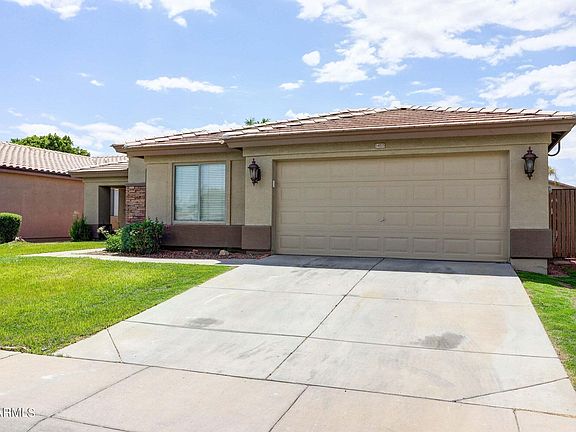 3rd image of 14810 N 150TH Lane