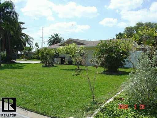 2nd image of 124 8th St