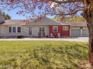 230 E Housatonic St, Dalton, MA 01226