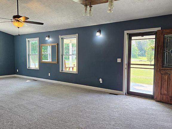 3rd image of 3426 Hunter Creek Dr