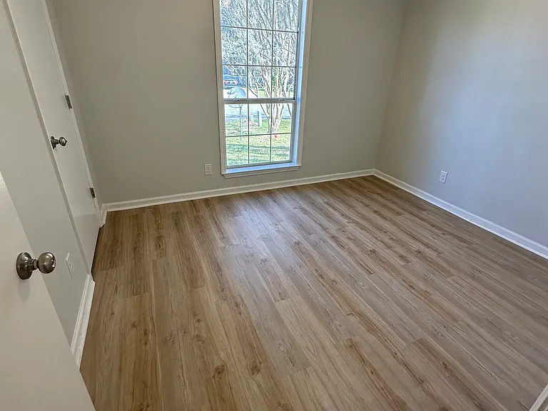 243 Stonebridge Dr — Photo 12