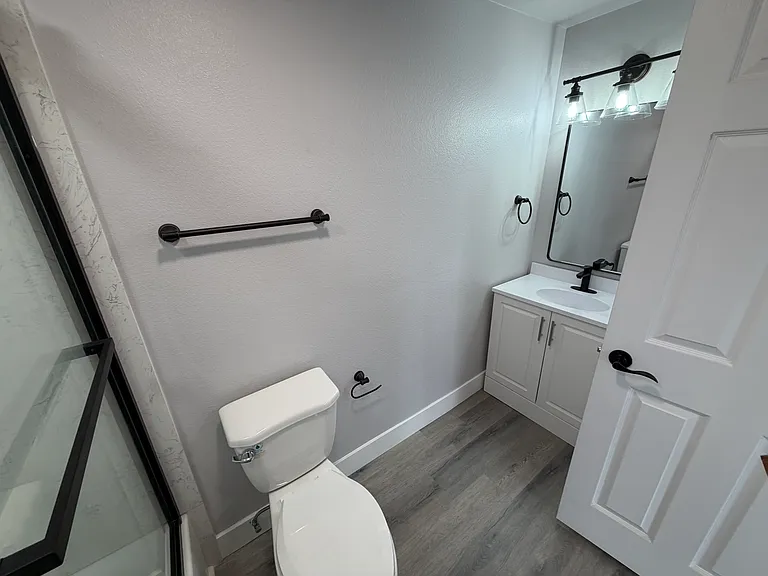 3811 15th Ave #1/2 — Photo 16