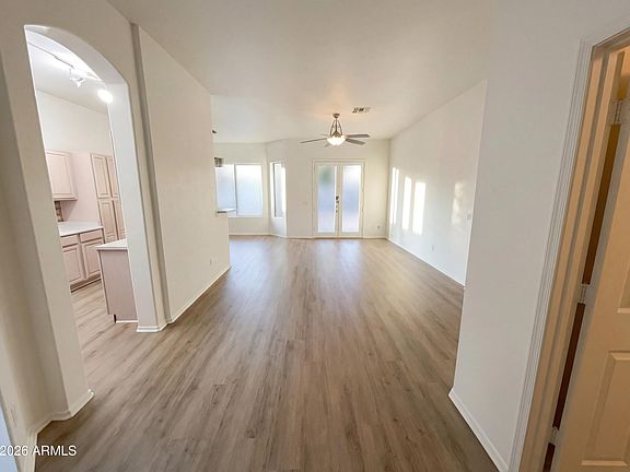 3rd image of 3869 W CHARLOTTE Drive