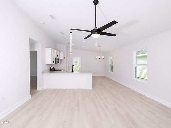 4th image of 7114 Fox Meadow Dr