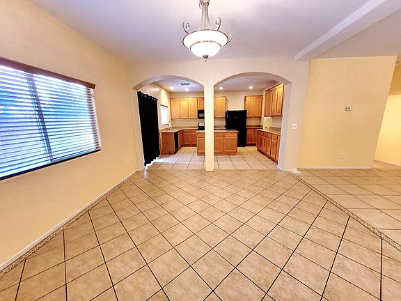 5th image of 9664 Cartwheel St