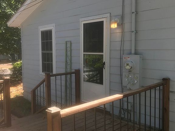 3rd image of 453 Texas Ave