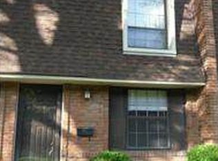 1915 Mansard Dr, Saint Louis, MO 63125