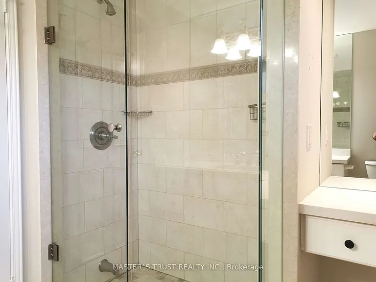 68 Lehman Cres — Photo 21