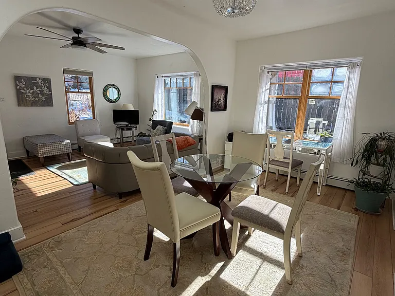 1019 Bennett Ave #A — Photo 4
