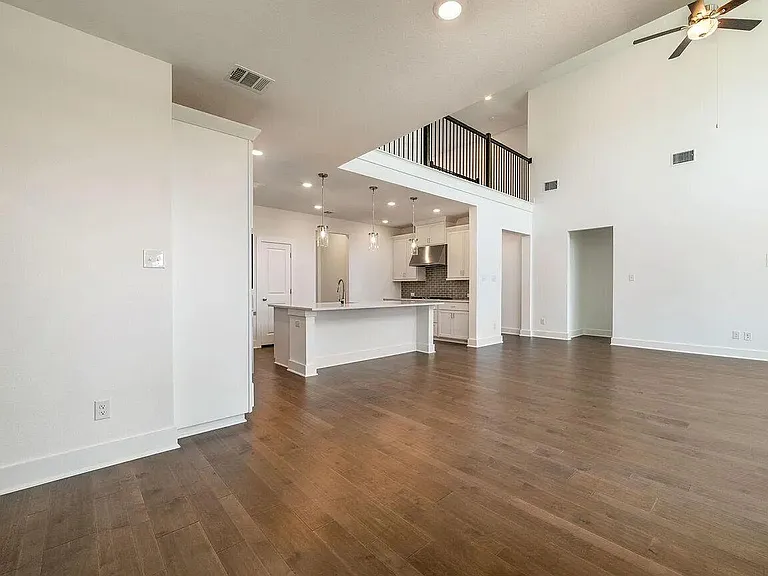 1412 Mulberry Oak Ln — Photo 10