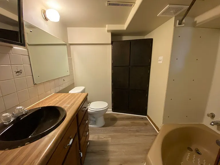 2612 Leland Ave — Photo 6