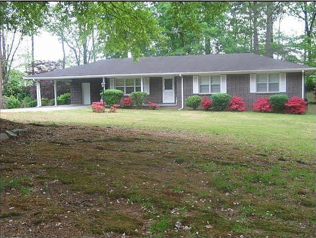 1st image of 2796 Davidson Dr
