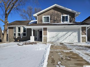 14009 S 35th St, Bellevue, NE 68123