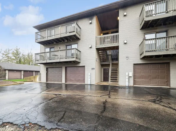 1820 W Highland Ave APT D, Elgin, IL 60123