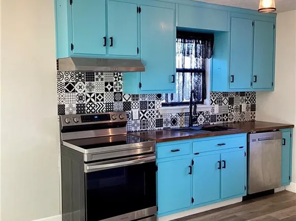 5085 Truman Mountain Rd, Gainesville, GA 30506