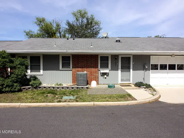 392 Picardy Court #B, Lakewood, NJ 08701