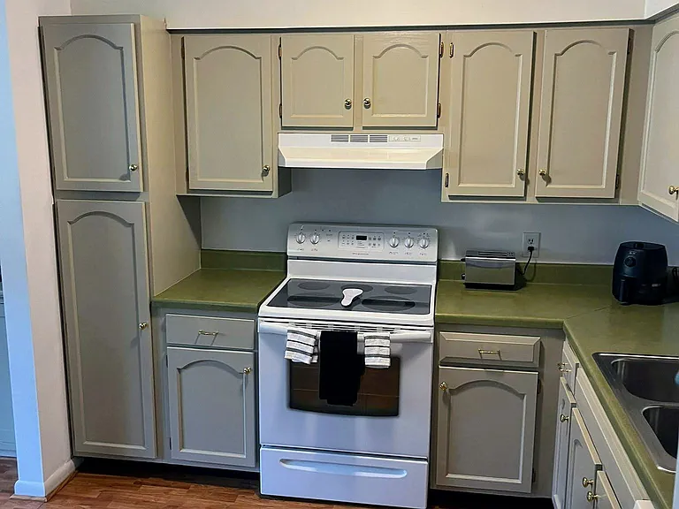 Crossbow Cir — Photo 10