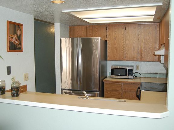 3rd image of 733 143rd Ave NE #D14