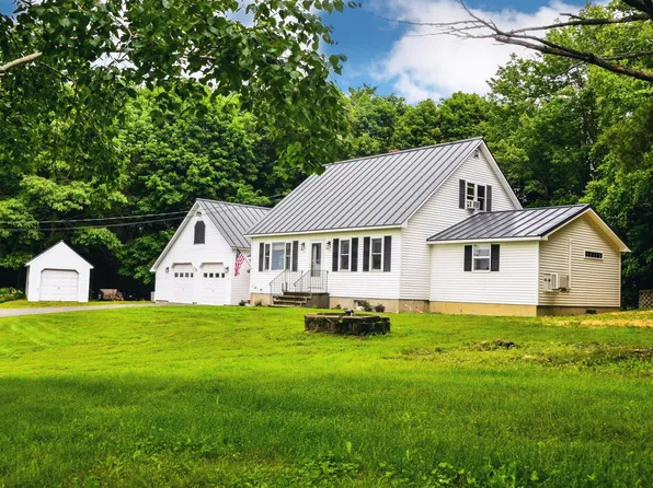 19 Rodrigue Drive, Chelsea, ME 04330