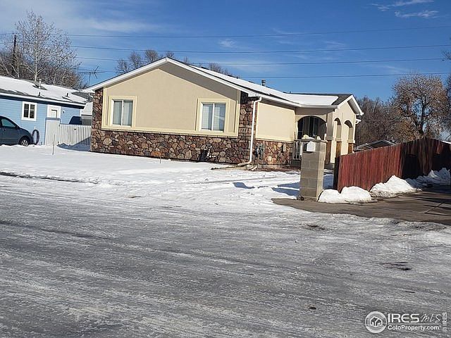 1st image of 306 23rd Avenue Ct