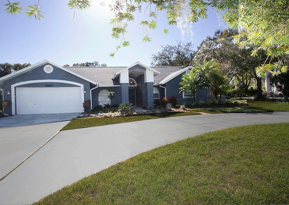 1st image of 2604 Lakeview Way