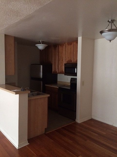 2nd image of 5992 Westgate Dr APT 204