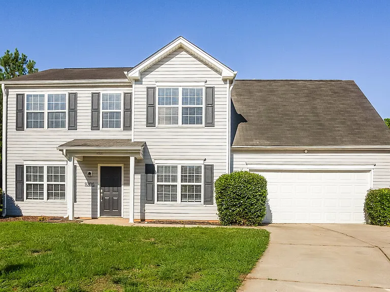 9705 Avensong Crossing Dr — Photo 1