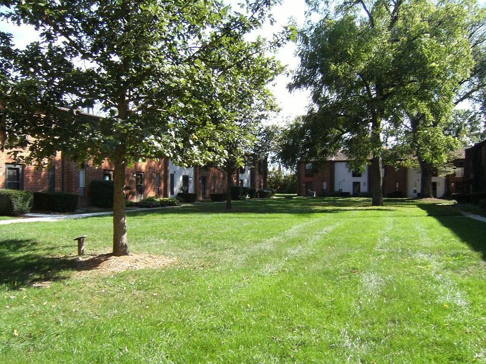 1st image of 82 Lancelot Ln
