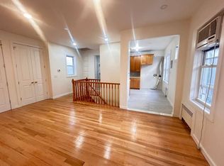 537 E 5th St #2A, Brooklyn, NY 11218