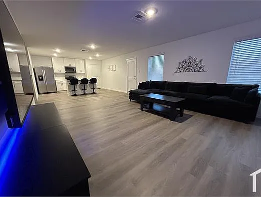 3004 Fall Gold Ln — Photo 6