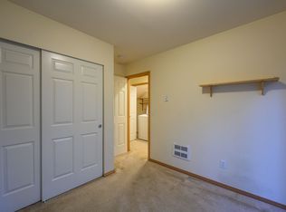12049B 32nd Ave NE, Seattle, WA 98125