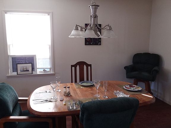 2nd image of 1509 Memorial Dr