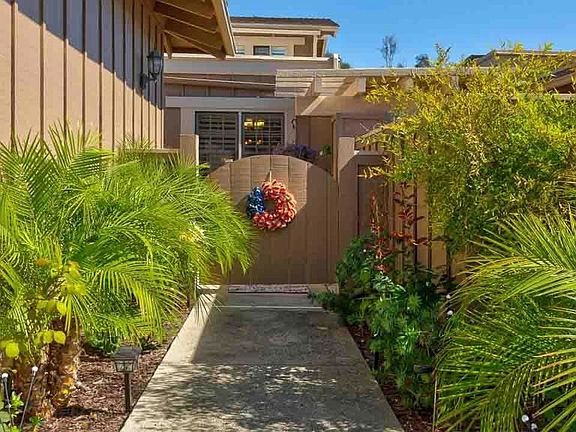 4th image of 8641 Circle R Valley Ln
