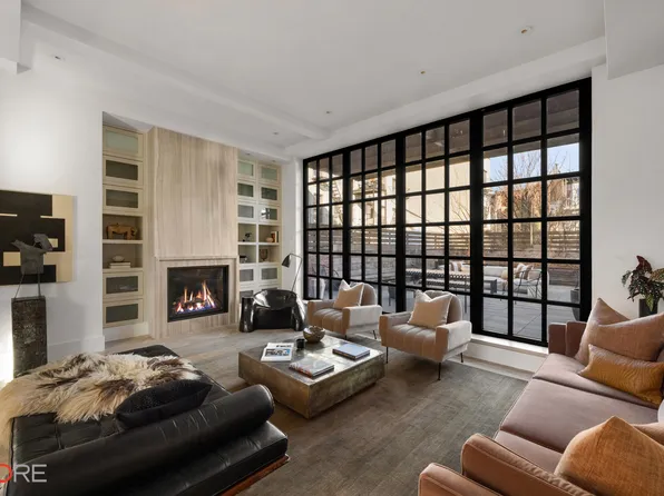 181 President Street image 1 of 21