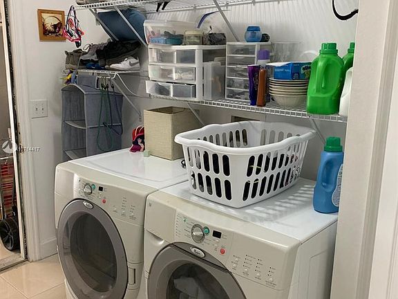 5th image of 3225 NE 184th St APT 10201