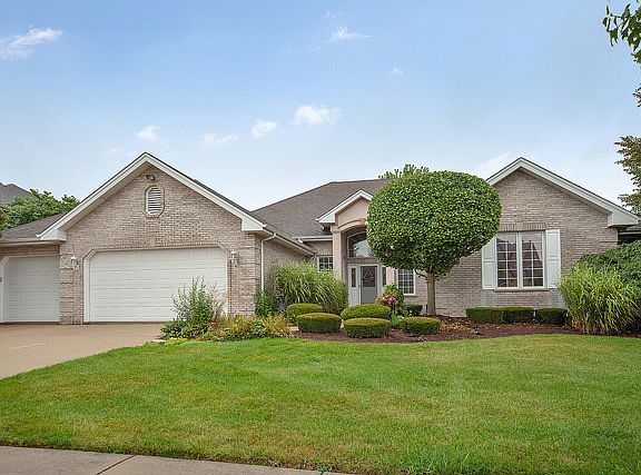 2nd image of 13115 W Hidden Valley Dr
